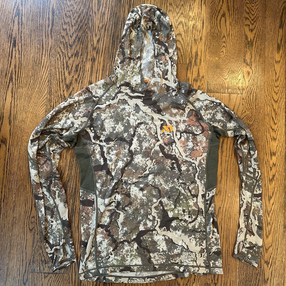 First lite wick hoodie Medium